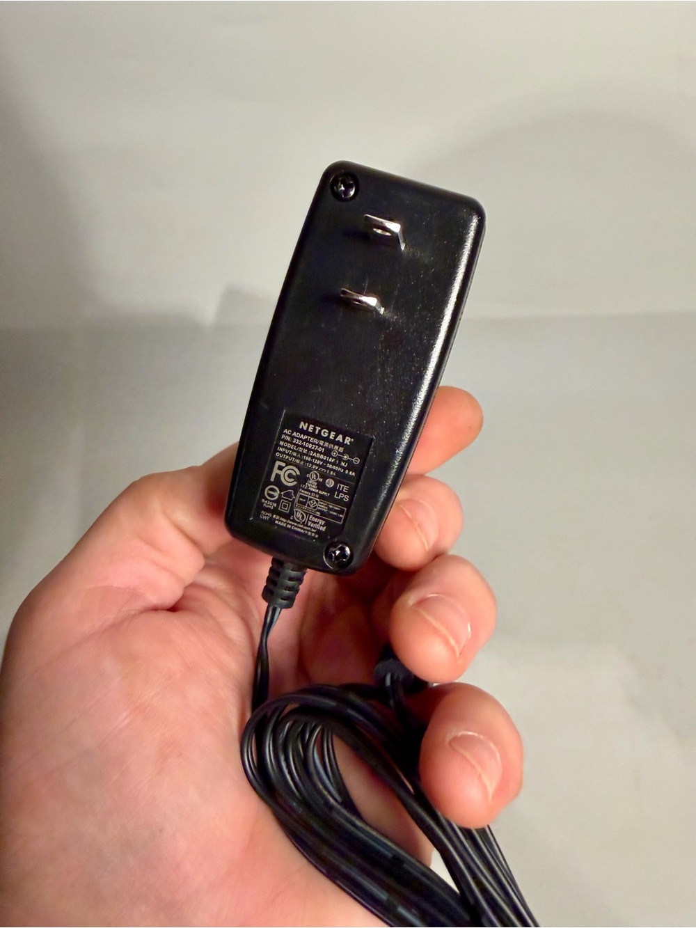 NETGEAR - R6260 - AC1600 Wireless Dual-Band Gigabit Wifi Router - Picture 7 of 8
